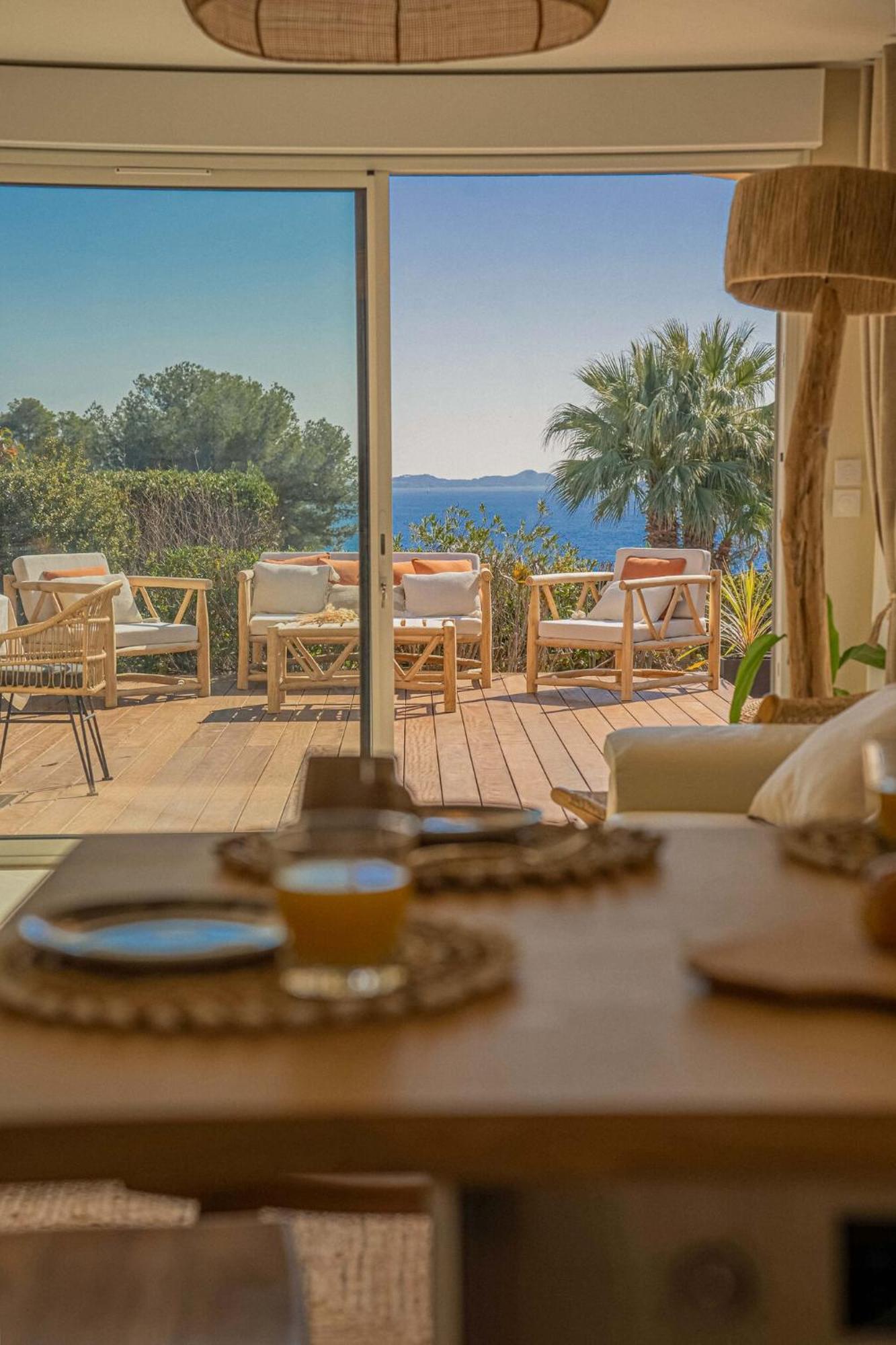 Logement Vue Mer Splendide - Situe A 50 Metres Du Bord De Mer Et 2 Minutes Des Plages - Bandolina Экстерьер фото
